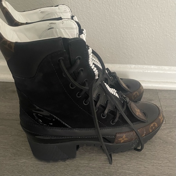 Like new worn once, these are my favorite! - Picture 4 of 11